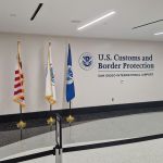 U.S. Customs and Border Protection Schriftzug am San Diego Airport